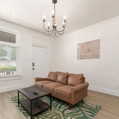 Housepitality - The Madison House - Brand New-3
