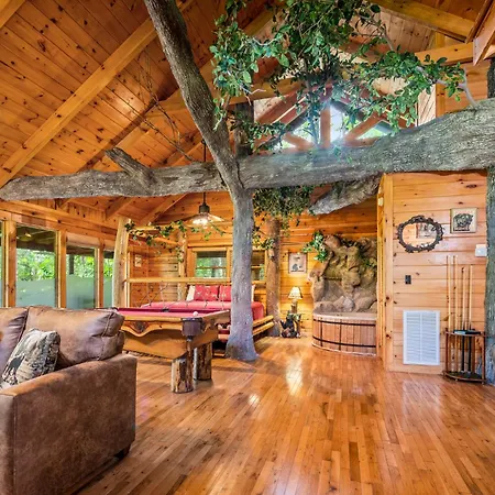 Gatlinburg Enchanted Treehouse By Stony Brook Cabins-3