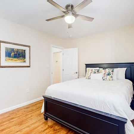 Savannah'S Southern Charm-3
