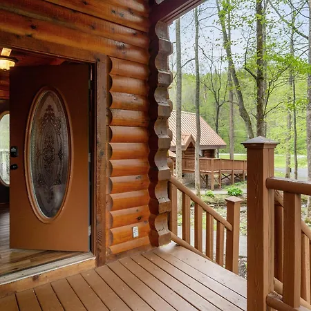Parkway Treasure Cabin-3