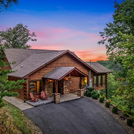 Take Me Down To "Bearadise City", A Luxurious 4 Bedroom Cabin Nestled In The Cobbly Knob Resort!-3