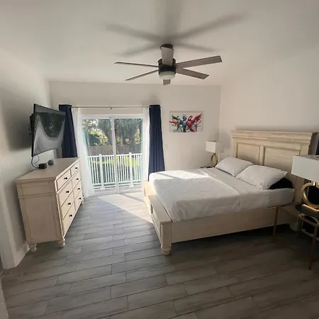 Luxe Fort Lauderdale-3