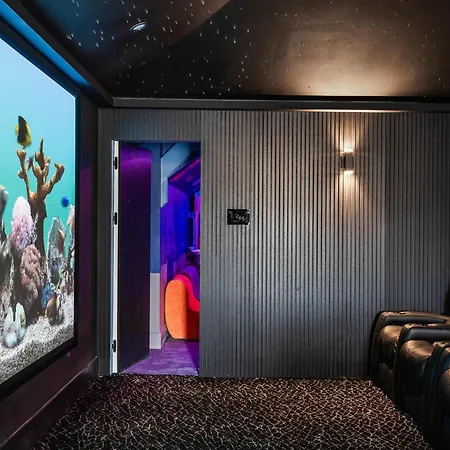W469J- Morlando Space Mansion-3