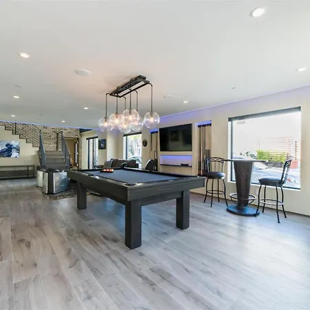501 E Bay Ave-3