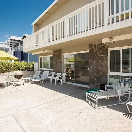 3610 Seashore Dr-3