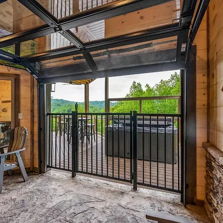 Hemlock Hideaway-3