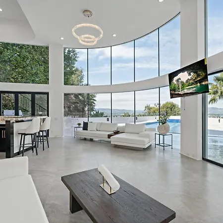 Luxury Yacht Mansion In Bel Air-2