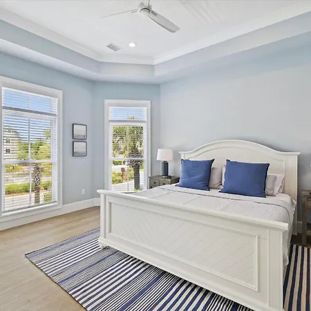 3 Singleton Beach - Oceanfront Estate, Private Pool, Elevator, Free Activities Included-2