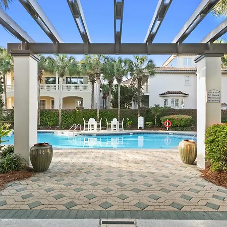Luxury Community Pool, Hot Tub And Beach And Games-2