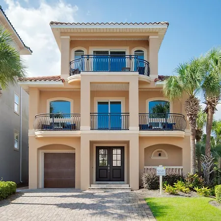 Luxury Community Pool, Hot Tub And Beach And Games-3