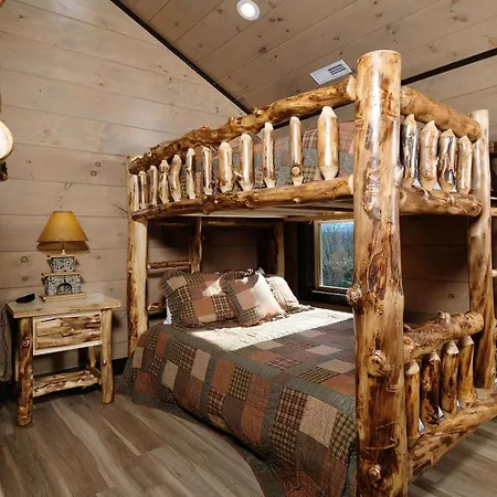 Hibernation Retreat - Luxury Pool & Mountain Views-2