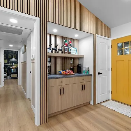 Modern Anaheim Stay- Minutes To Disney& Family Fun-2