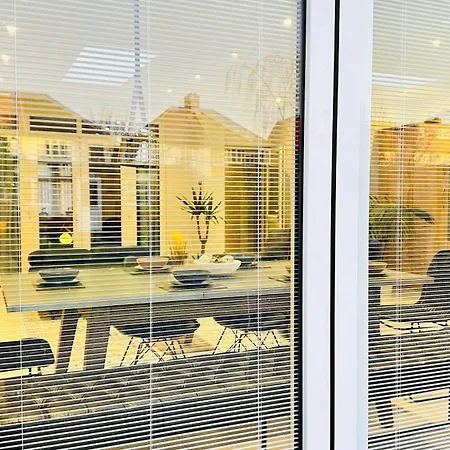 Isleworth House London By Smart Corporate Stays-2