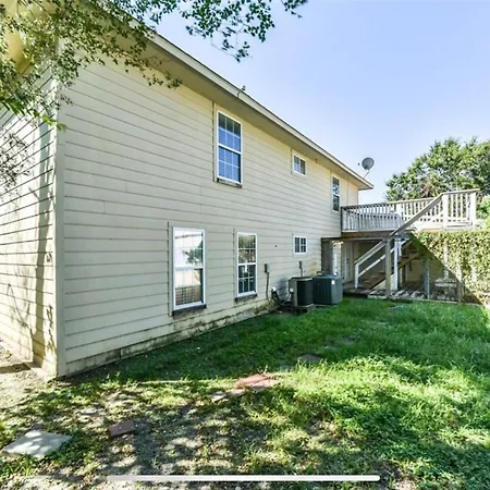 Breezy Knolls-2