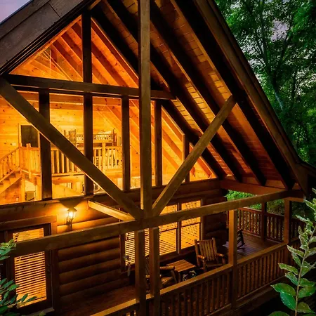 Pet Friendly, Sauna, Jacuzzi Suites, Hot Tub, Dollywood, Game Room, Sleeps 14-2
