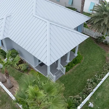 Seabreeze Cottage - Private Home At The Shores Home-3