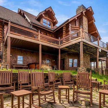 Bear Paw - 7 Bed, 8Ba, Sleeps 22, Location, Hot Tub-3