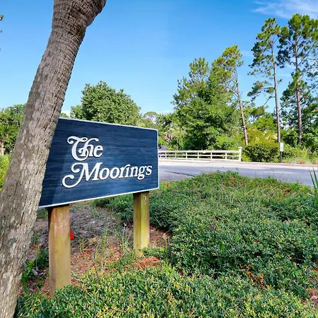 89 The Moorings-3