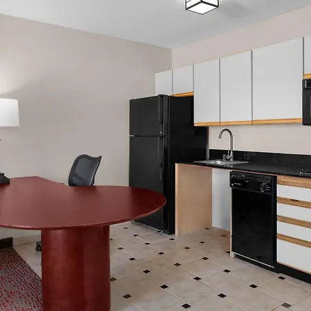 Larkspur Landing Extended Stay Suites Bellevue-2