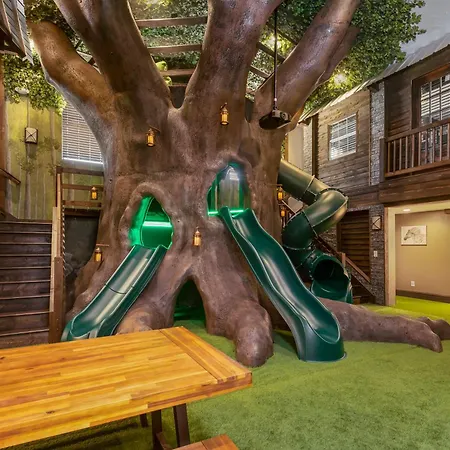 Morlando Treehouse Mansion-Tt338-2