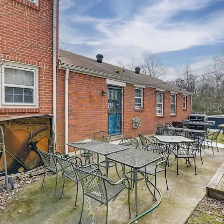 6 Mi To Downtown: 70S-Themed Home In Nashville!-2