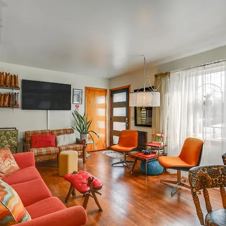 6 Mi To Downtown: 70S-Themed Home In Nashville!-3