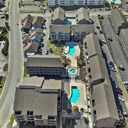 Two Bedroom Steps From The Beach! Shore Dr!-3