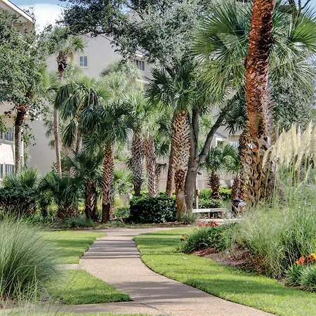 424 Captains Walk-3