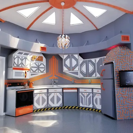 The Spaceship House!-3