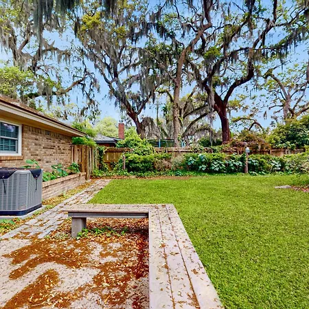 Twin Oaks-3