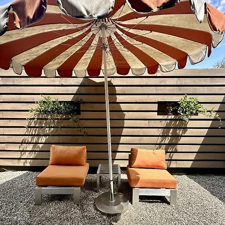 Claudia'S Bellaire Guesthouse-2