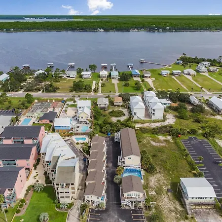 Sea & Sun 204 By Vacation Homes Collection-3