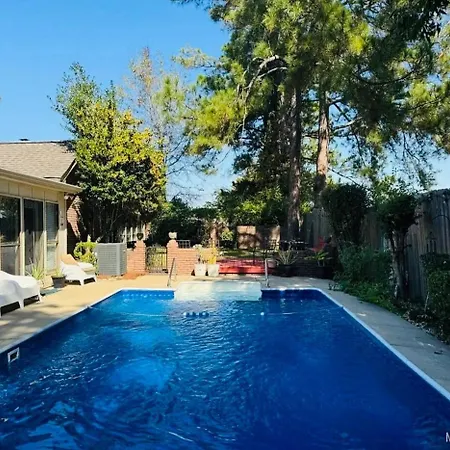 Grandmama'S House With Pool-2