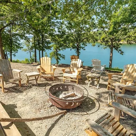 Artilla Cove Cabin 4 - Lake Views - Outdoor Pool-3