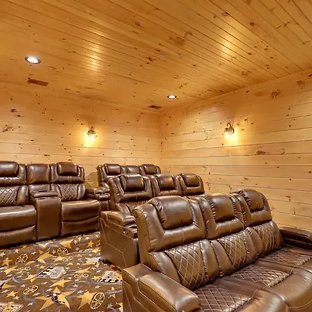 Big Cypress Mansion By Venture Smoky Mountains-2