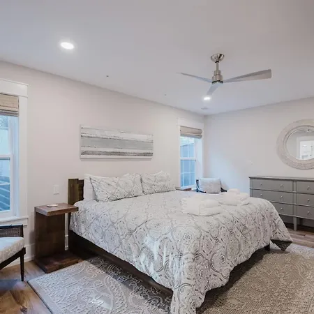 12 Heron Street- The Happy Heron-2