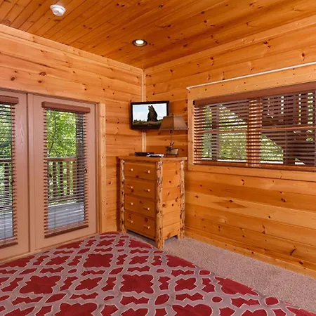 Theater! Pool Table! & Hot Tub! - Bearskin Lodge-2