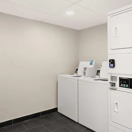 Hawthorn Extended Stay By Wyndham Ft Lauderdale Cypress Crk-2