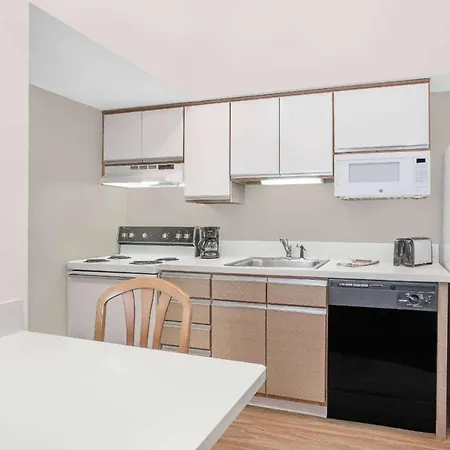 Hawthorn Extended Stay By Wyndham Green Bay-2
