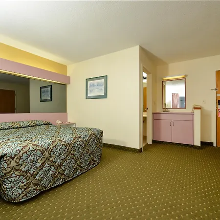 Americas Best Value Inn - East Syracuse-2
