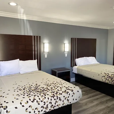Regency Motel-3