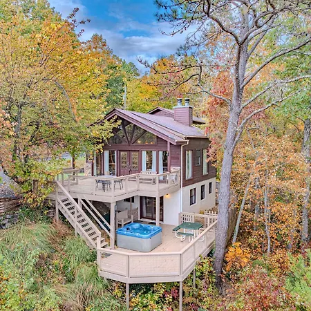 Heavenly View, Hot Tub, 3 King Beds, Pool Table-2