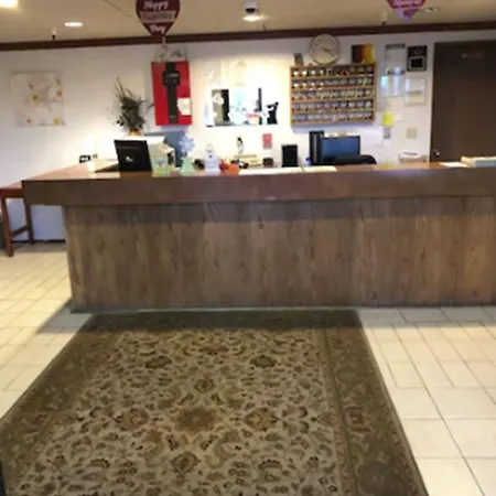 Kings Motor Inn-3