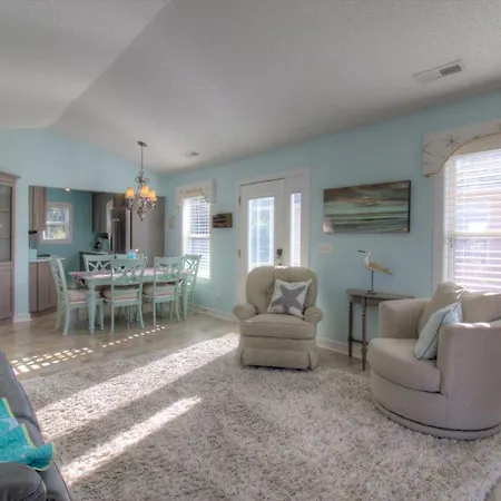 Seaglass Cottage At Ocean Green-3