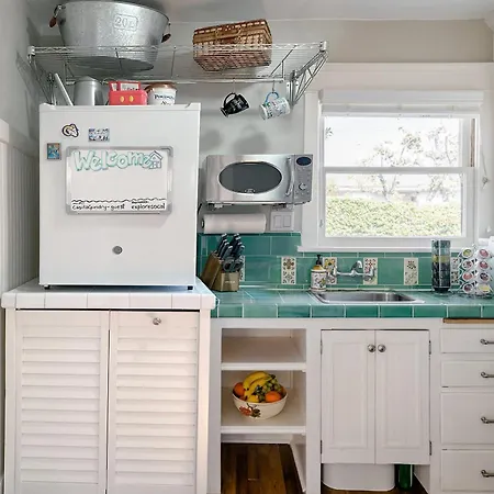 Casita Gundry- Boutique Hideaway, Quaint Historic Charm-2