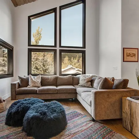 Abode In Snow Park-3