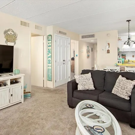 Beautiful Views From This 2 Bedroom Condo With Outdoor Pool!-2