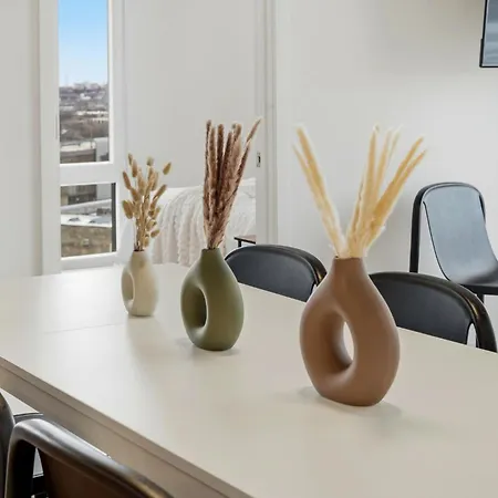 Envitae Hotel 4Br Modern Sleek Apartment-3