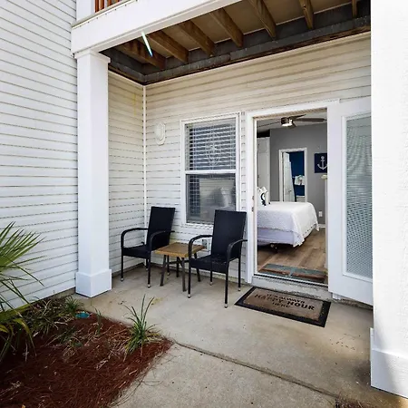 Sunset Cottages 5A Pet Friendly Condo-3