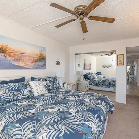Wonderful 2 Bedroom Sea Terrace Condo With Heated Outdoor Pool!-3